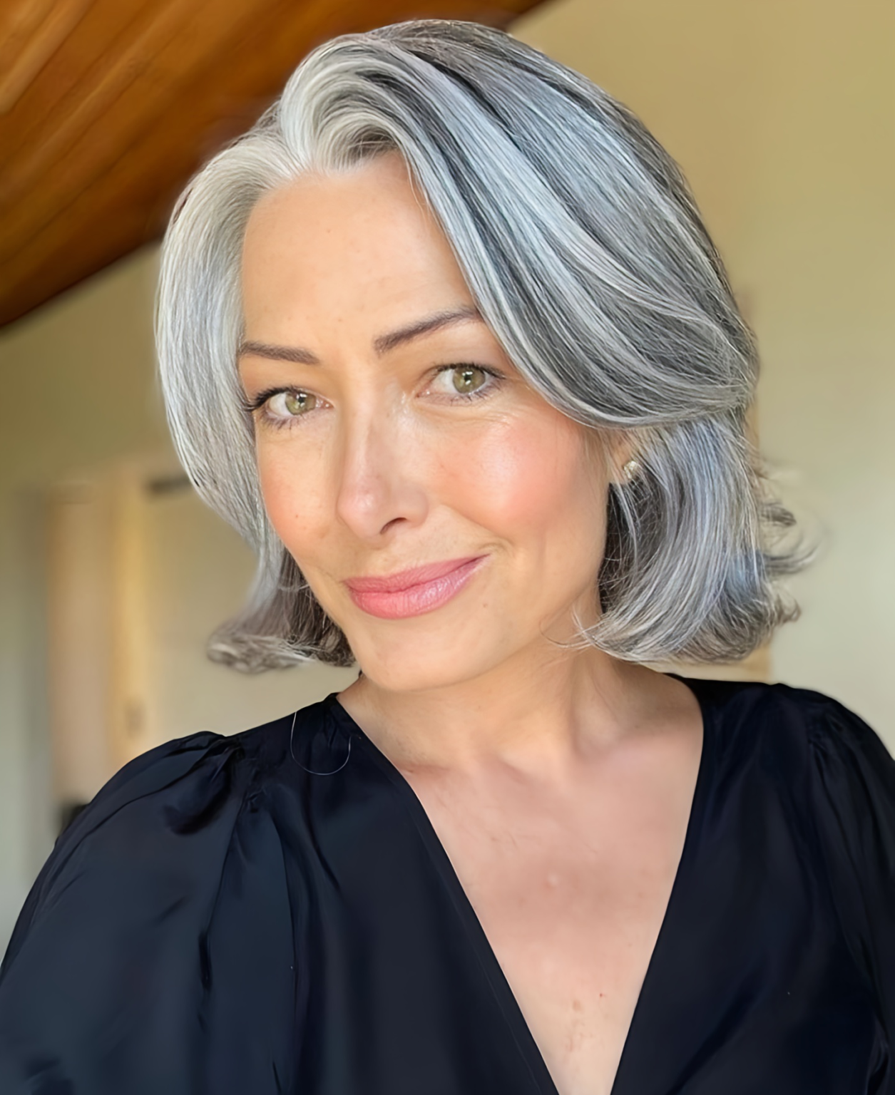 25 Bold and Elegant Haircuts to Transform Your Look and Style